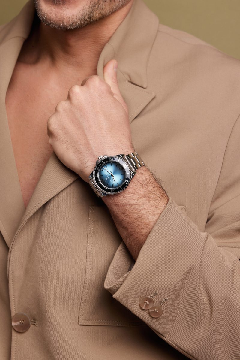 Onex Silver Padded and stitched smooth - Image 2